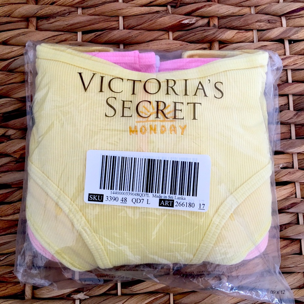 PINK Victoria’s Secret ‘Day’s of the Week’ Panties Set
